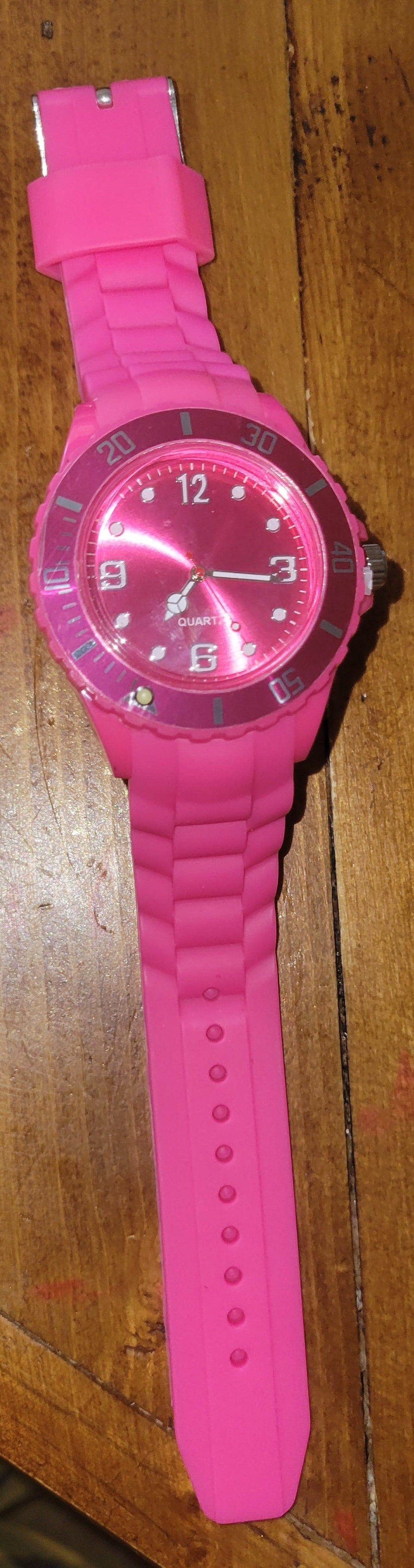 Fashion adult watches