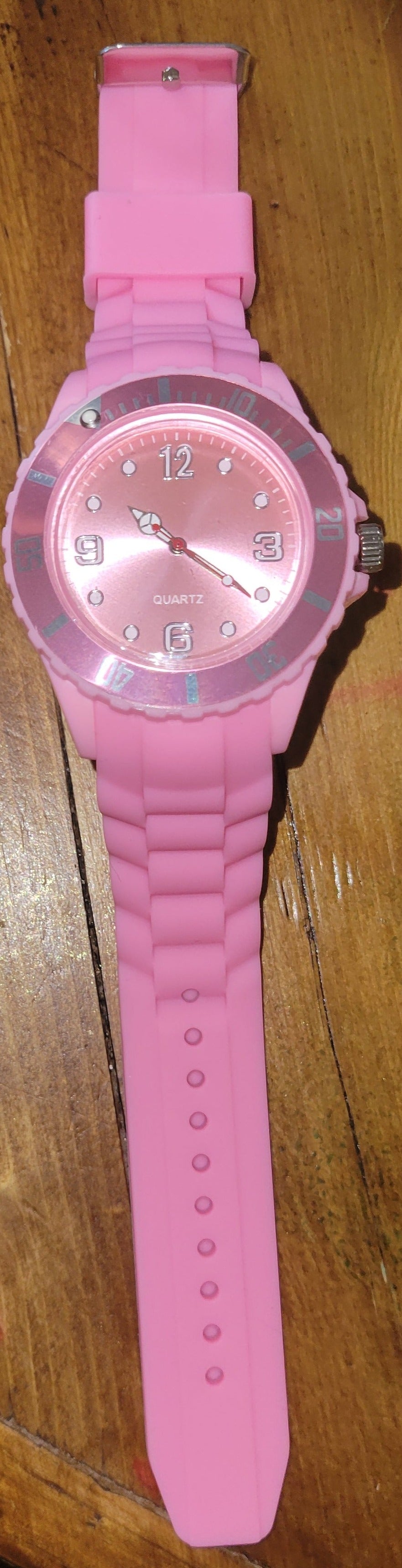 Fashion adult watches