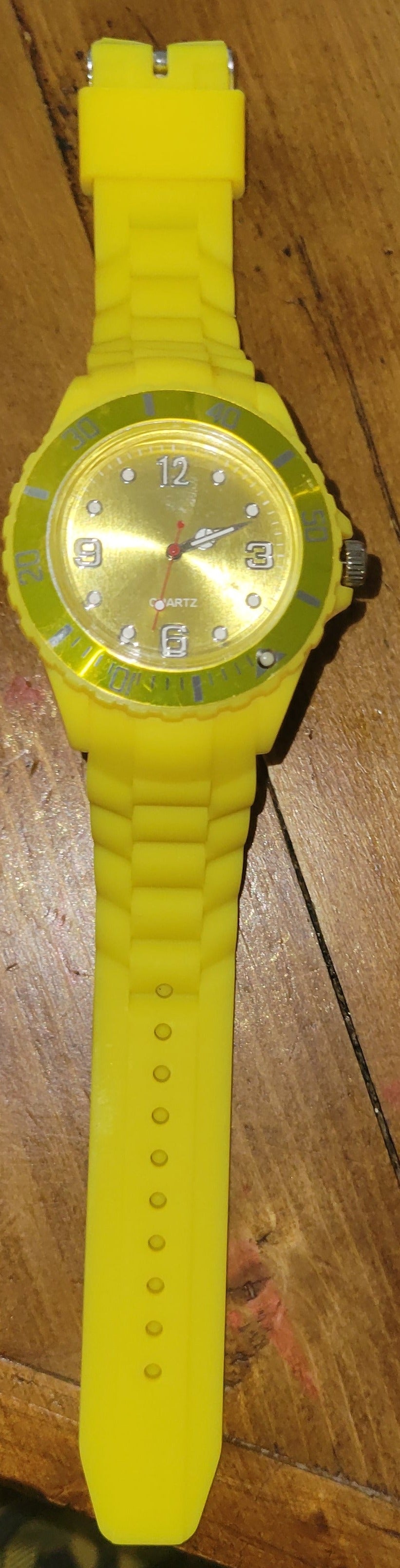 Fashion adult watches