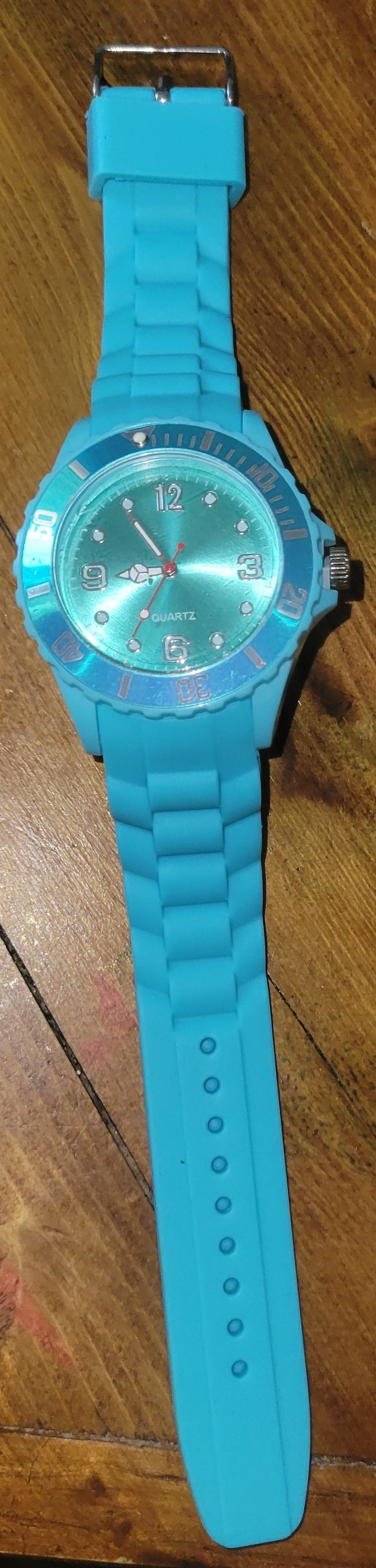 Fashion adult watches